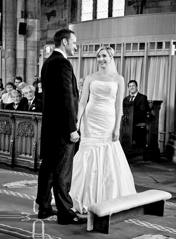 Wedding ceremony at St. Michaels' Parish in Linlithgow