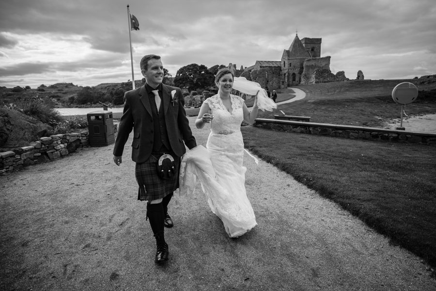 Happy couple leaving the Inchcolm Island