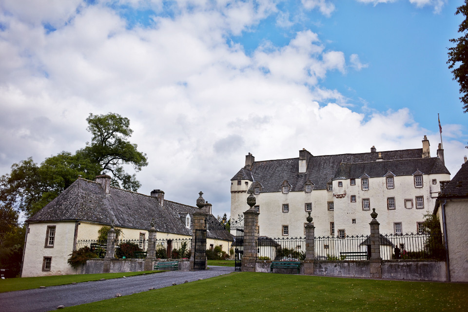 Traquair House wedding photography