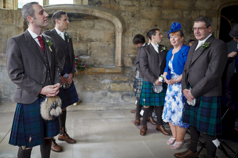 Edinburgh wedding photographer