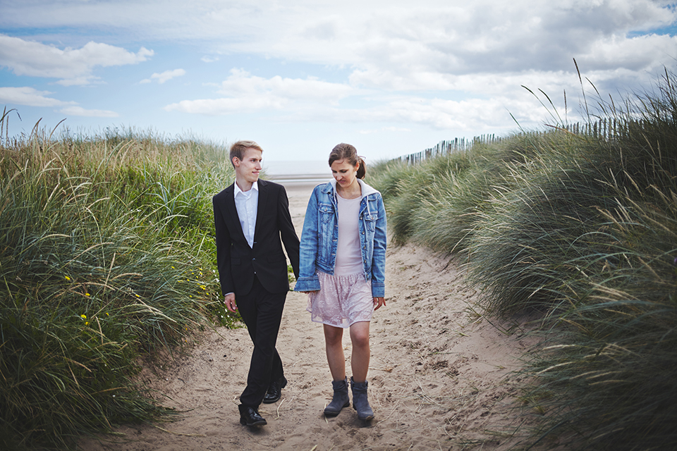 Scottish seaside elopement photography in St Andrews