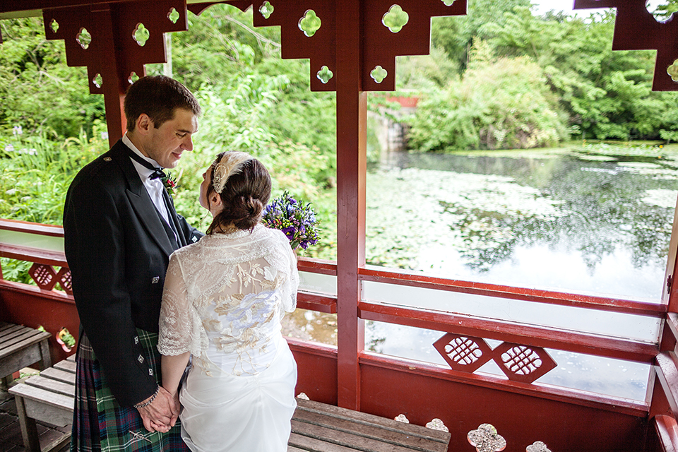 Royal Botanic Gardens in Edinburgh wedding portraits
