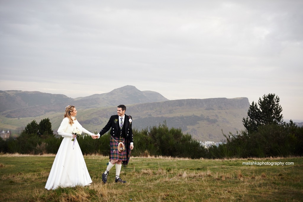 Stunning wedding photos at Calton Hill in Edinburgh
