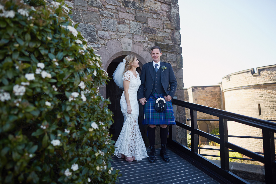 Just married couple at Edinburgh Castle wedding