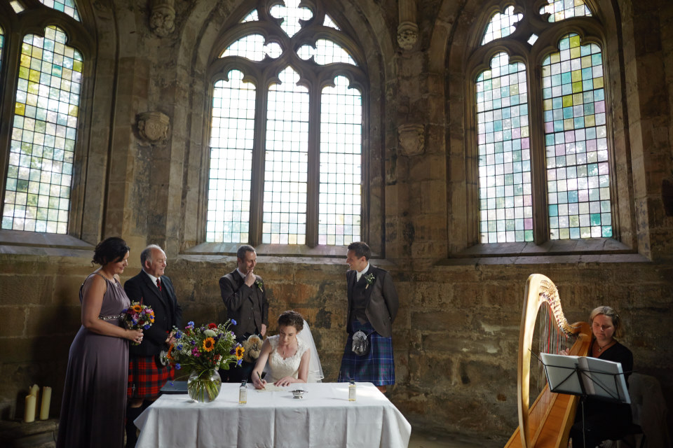 reportage Scotland wedding photographer