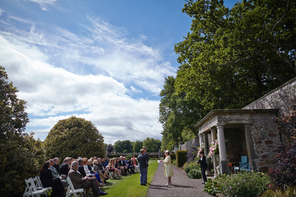 Kinross House wedding photography in the gardens