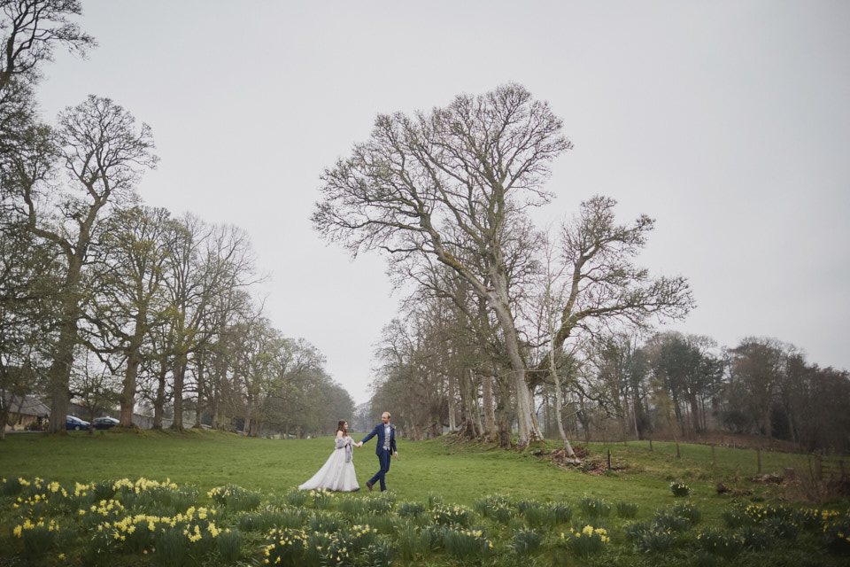 Documentary wedding photography at Traquair House